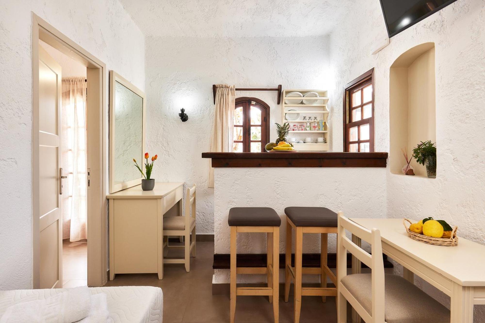 Mila Malia Studios Hotel 외부 사진
