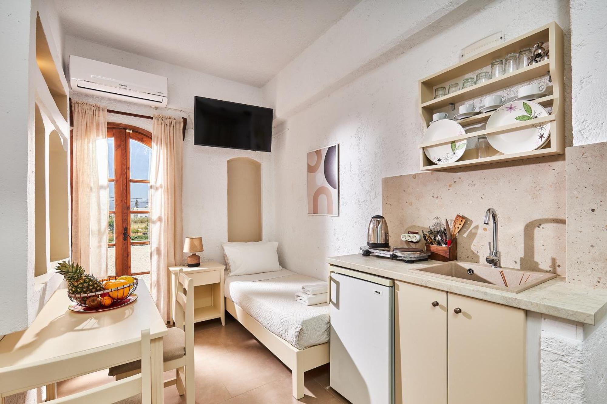 Mila Malia Studios Hotel 외부 사진