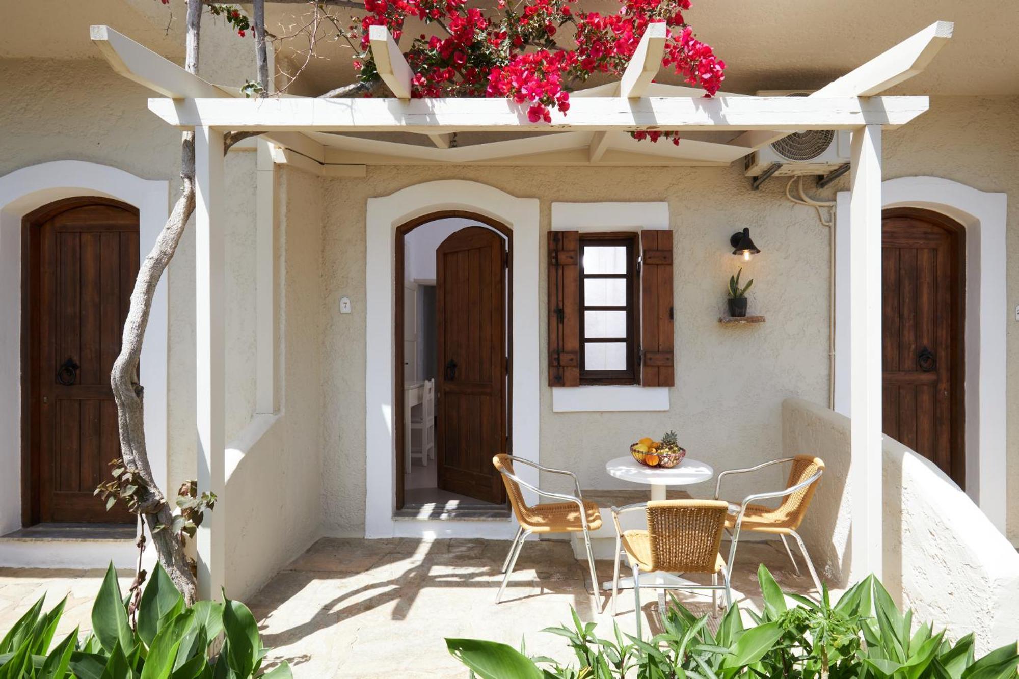 Mila Malia Studios Hotel 외부 사진