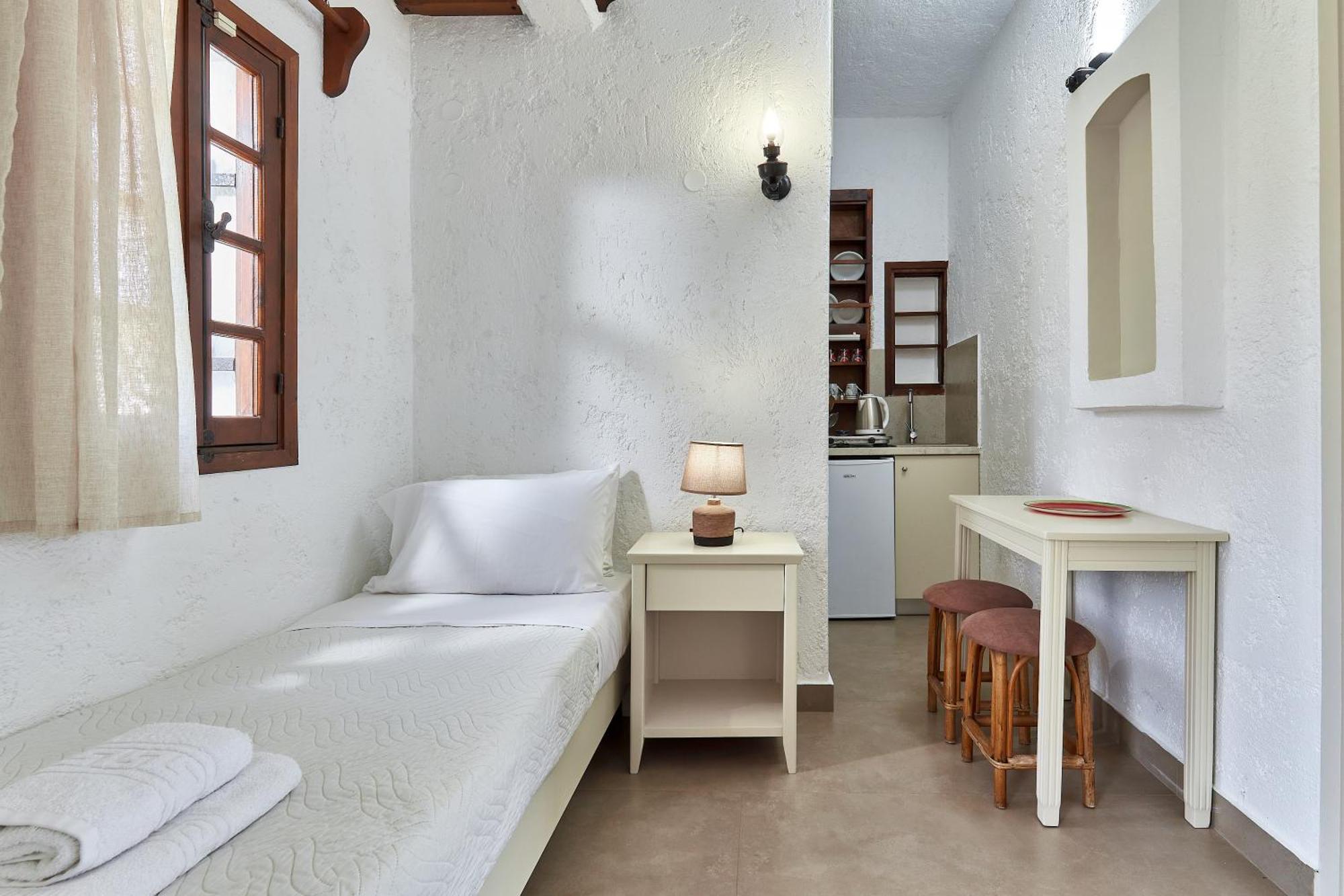Mila Malia Studios Hotel 외부 사진