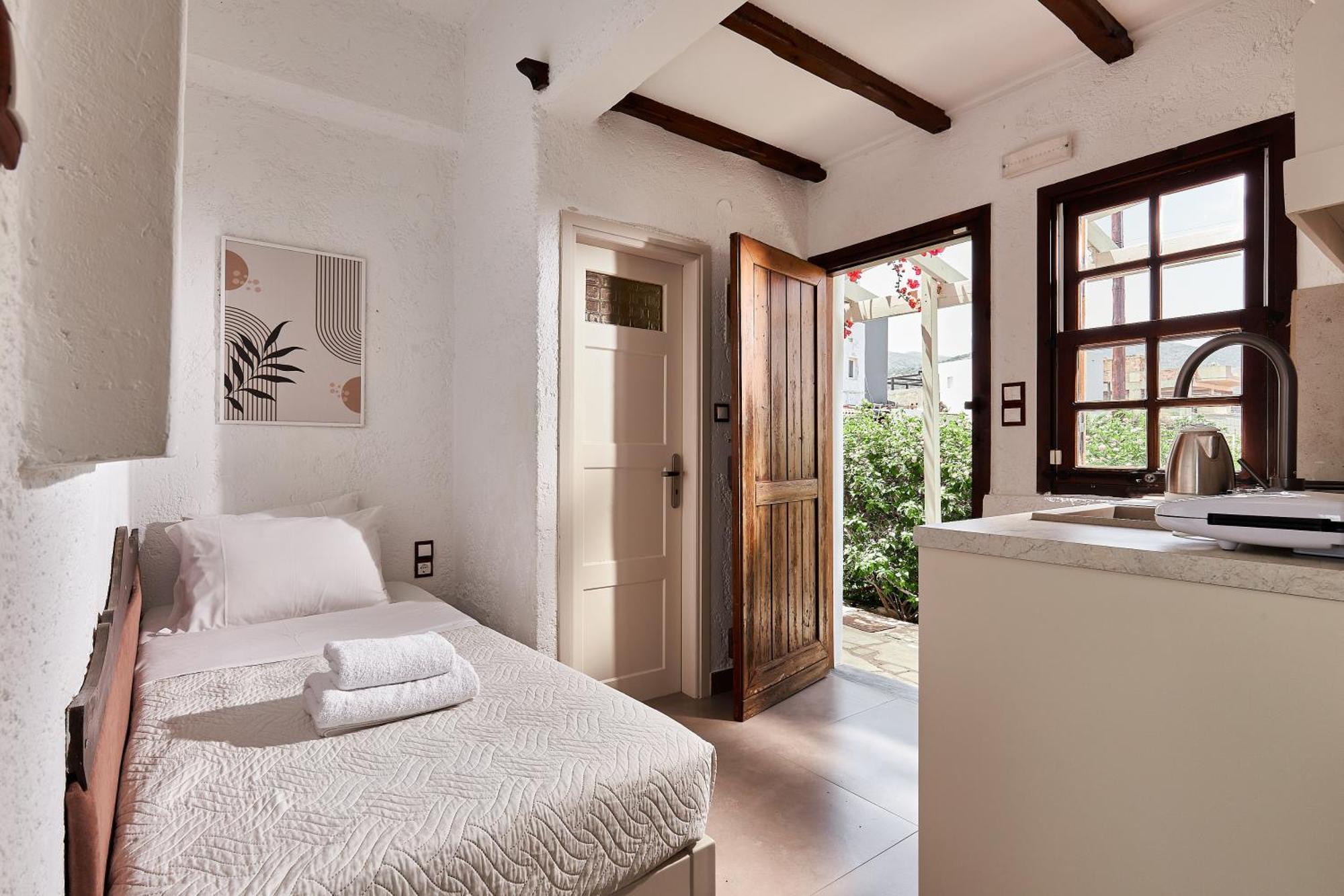 Mila Malia Studios Hotel 외부 사진